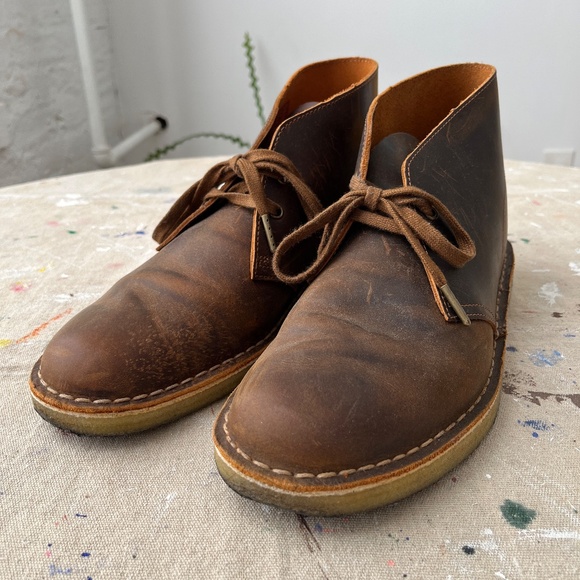 CLARKS DESERT BOOTS / SIZE 10 M / Beeswax Leather - Picture 7 of 12